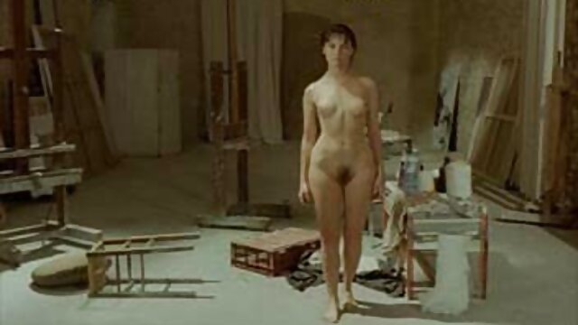 彼女はすべての穴に大きなコックを持つ花嫁と戦う エッチ 動画 女性 向け
