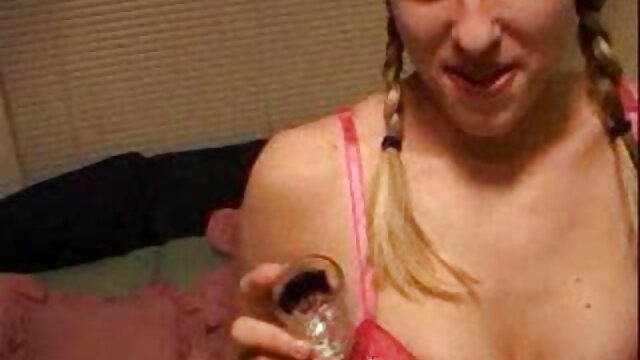 同時に両方の隙間からレトロFisting av 女性 専用 無料