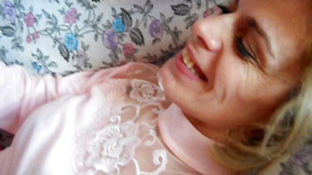 クソ幅にソファ膣と肛門 女性 用 セックス 無料 動画